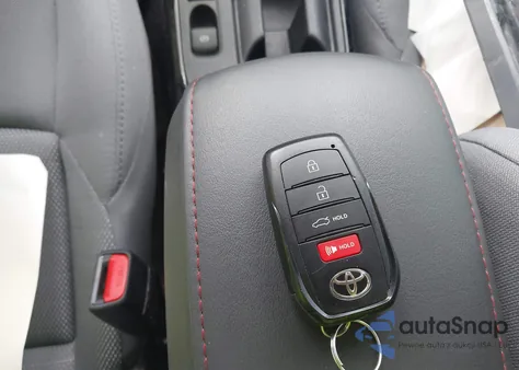 2025 Toyota Corolla Se из США, поврежденный, VIN 5YFP4MCE6SP223041